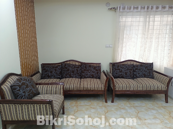 Sofa set & tea table